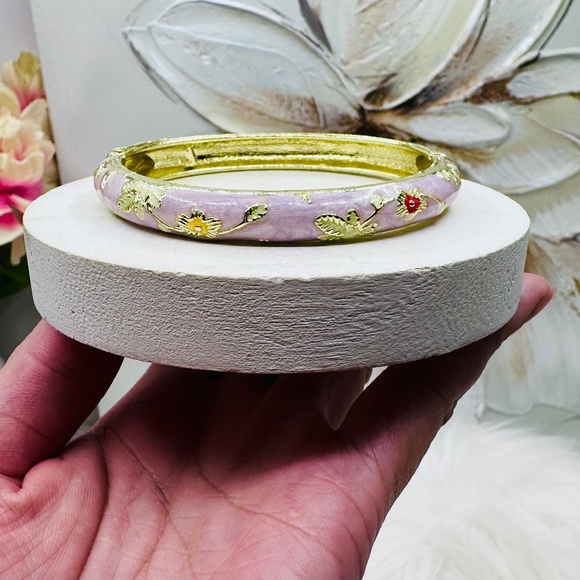 Flower Enamel Cloisonne Bracelet Bangle Purple Base - Picture 1 of 7